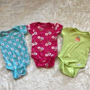3 0-3 Months Onsies